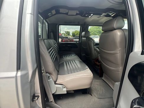 Used 2002 Ford F450 2WD Crew Cab Super Duty image 5