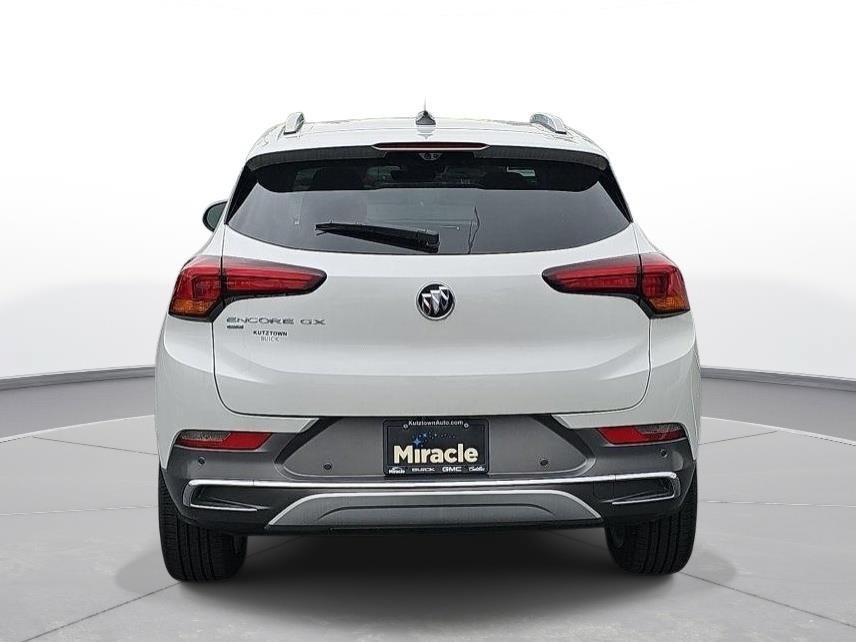 Used 2022 Buick Encore GX Essence w/ Advanced Technology Package AWD/4WD image 7