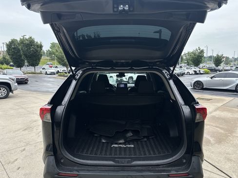 Certified 2023 Toyota RAV4 LE AWD/4WD image 26