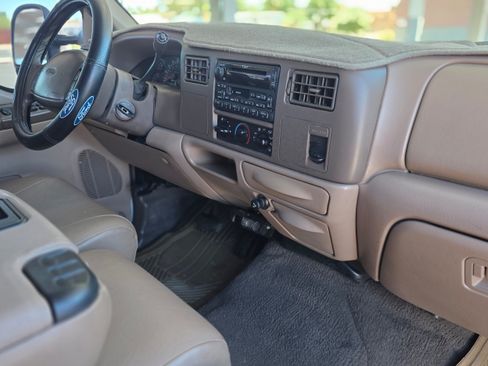 Used 1999 Ford F350 Lariat RWD image 23