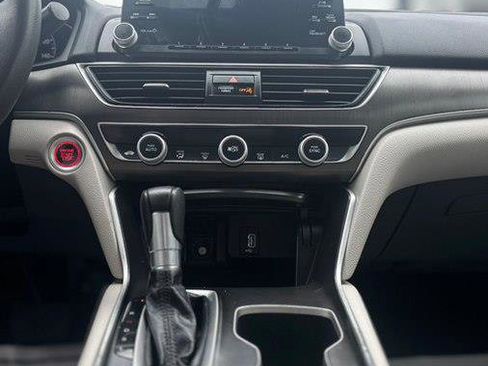 Used 2019 Honda Accord LX image 12