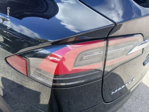 Used 2016 Tesla Model X Performance AWD/4WD image 13