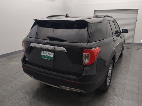 Used 2022 Ford Explorer XLT w/ Equipment Group 202A RWD image 6