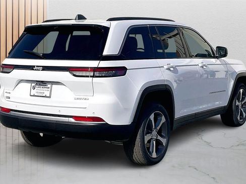 New 2026 Jeep Grand Cherokee Limited w/ Luxury Tech Group II AWD/4WD image 9