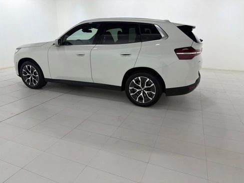 Used 2026 BMW X3 xDrive30 w/ Convenience Package AWD/4WD image 2
