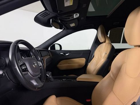 Used 2021 Volvo XC60 T5 Inscription w/ Protection Package Premier FWD image 19