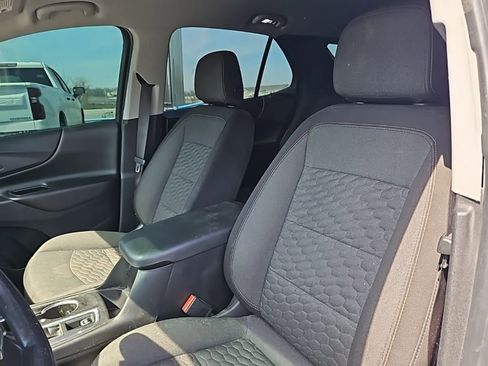 Used 2021 Chevrolet Equinox LT FWD image 9