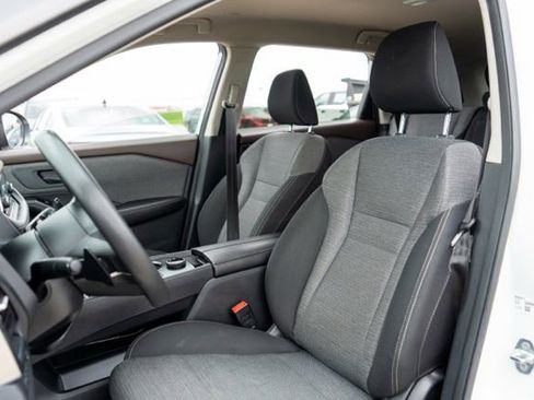 Used 2022 Nissan Rogue S AWD/4WD image 16