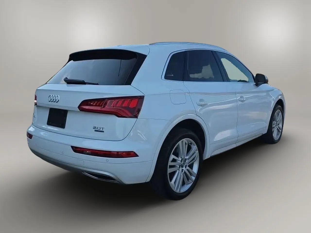 Used 2018 Audi Q5 2.0T Premium Plus w/ Premium Plus Package AWD/4WD image 7