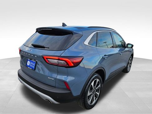 Used 2024 Ford Escape Platinum image 7