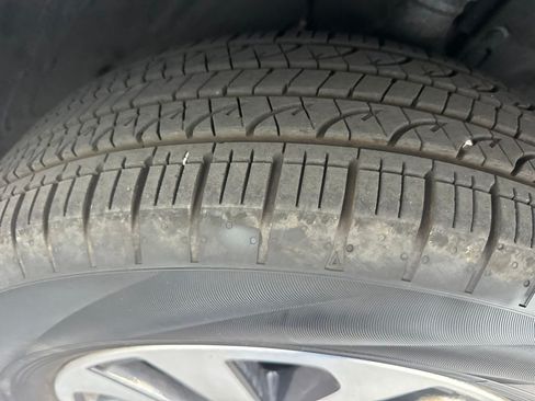 Used 2025 Subaru Outback Premium AWD/4WD image 4