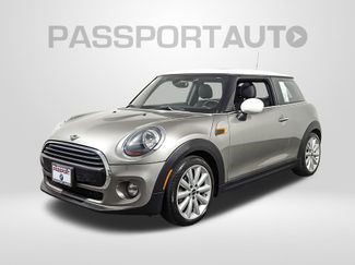 Used 2019 MINI Cooper 2-Door Hardtop image 1