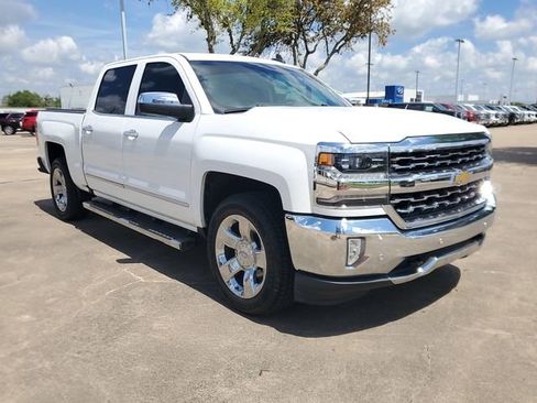 Used 2017 Chevrolet Silverado 1500 LTZ w/ Sport Package image 2