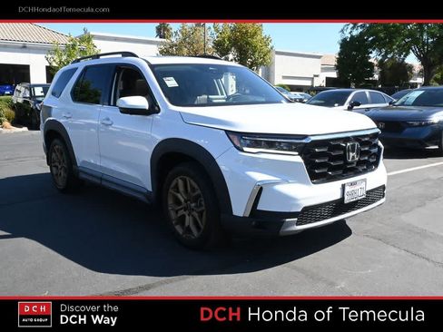 Certified 2023 Honda Pilot Elite image 3