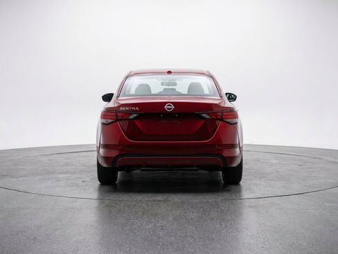 Used 2025 Nissan Sentra SV FWD image 7