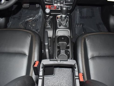 New 2026 Jeep Gladiator Mojave image 15