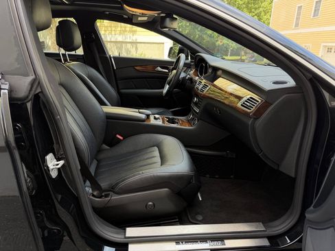 Used 2014 Mercedes-Benz CLS 550 4MATIC image 18