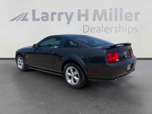 Used 2007 Ford Mustang GT RWD image 3