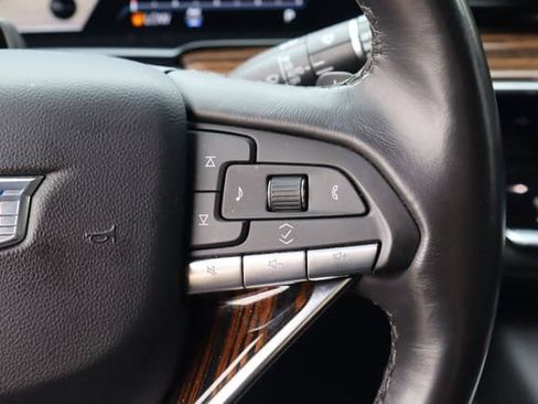 Used 2023 Cadillac Escalade ESV Premium Luxury w/ LPO, Floor Liner Package AWD/4WD image 15