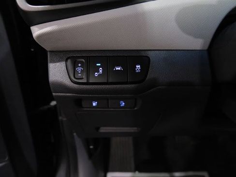 Used 2020 Hyundai Ioniq Limited image 37