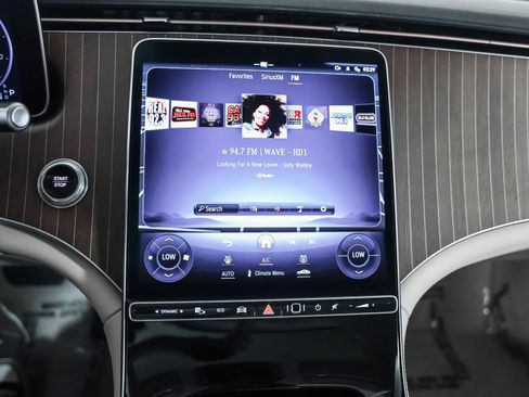 Certified 2022 Mercedes-Benz EQS 450+ Sedan image 21