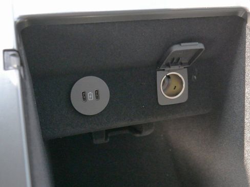 Used 2024 Lincoln Nautilus Reserve w/ Equipment Group 203A image 47