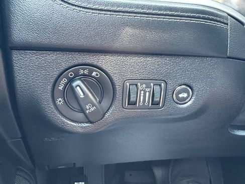 Used 2022 Dodge Charger GT w/ Plus Group AWD/4WD image 15