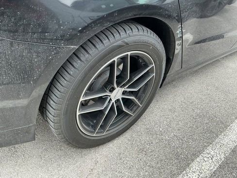 Used 2015 Ford Fusion SE image 14