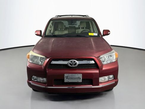 Used 2010 Toyota 4Runner Limited AWD/4WD image 2