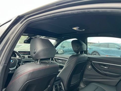 Used 2017 BMW 330e RWD image 9