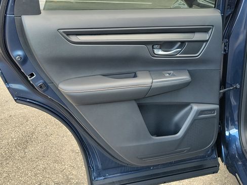 Used 2023 Honda CR-V Sport image 14