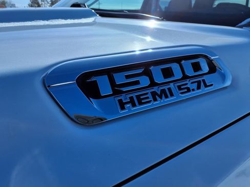 Used 2019 RAM 1500 Laramie image 2