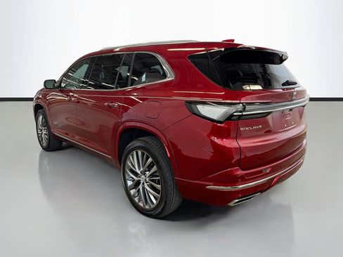 Used 2025 Buick Enclave Avenir FWD image 8