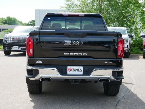 Used 2023 GMC Sierra 1500 SLT w/ SLT Premium Plus Package AWD/4WD image 9