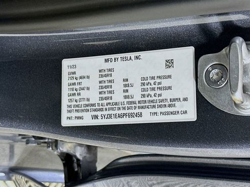 Used 2023 Tesla Model 3 Standard Range RWD image 26