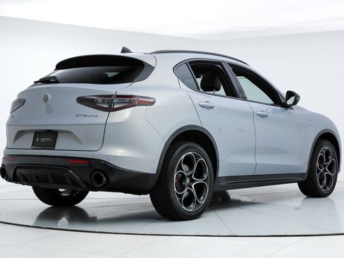 New 2025 Alfa Romeo Stelvio Sprint w/ Veloce Package AWD/4WD image 5