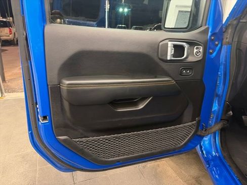 Certified 2025 Jeep Wrangler Sahara image 21