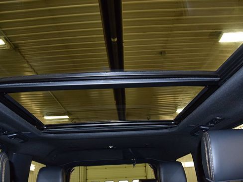 Used 2024 Ford Expedition Platinum AWD/4WD image 28