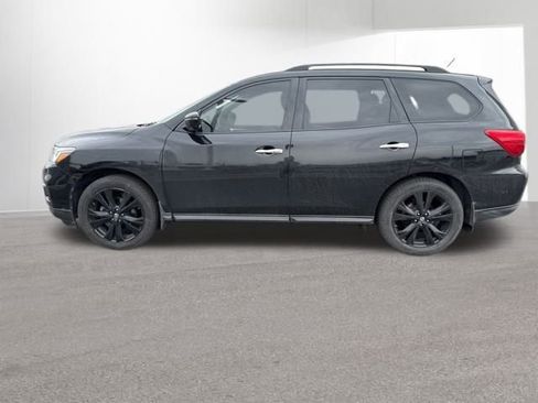 Used 2018 Nissan Pathfinder SL w/ Midnight Edition Package image 6
