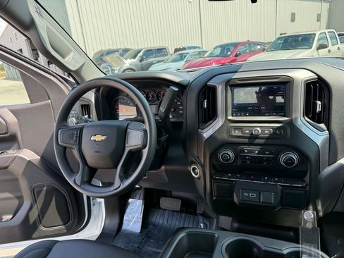 Used 2024 Chevrolet Silverado 1500 W/T image 19