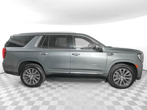 Used 2021 GMC Yukon Denali w/ LPO, Illumination Package image 4