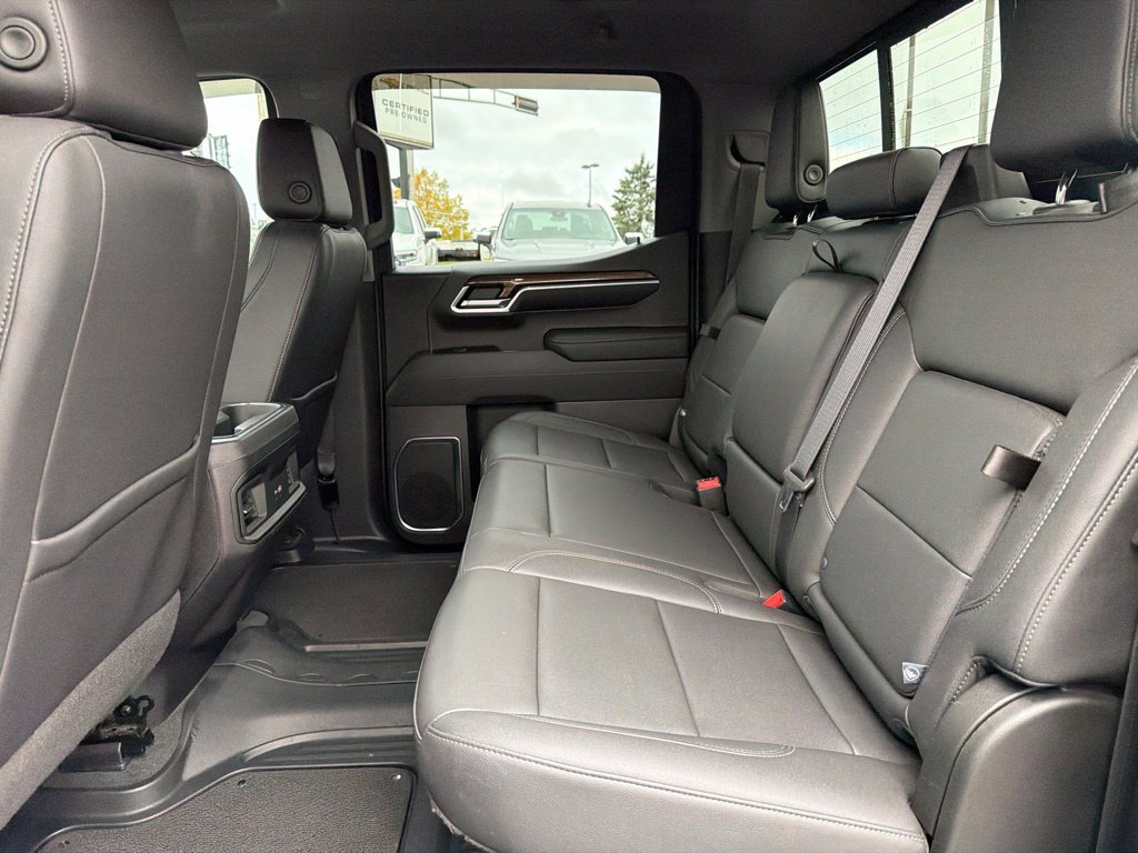 Certified 2022 Chevrolet Silverado 1500 RST AWD/4WD image 19