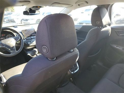 Used 2024 Chevrolet Malibu LT image 12