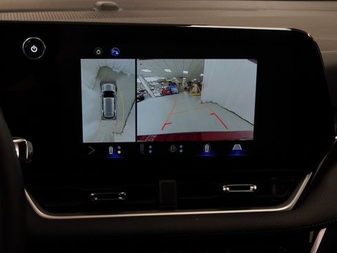 Certified 2025 Chevrolet Equinox LT w/ Safety and Technology Package AWD/4WD image 19