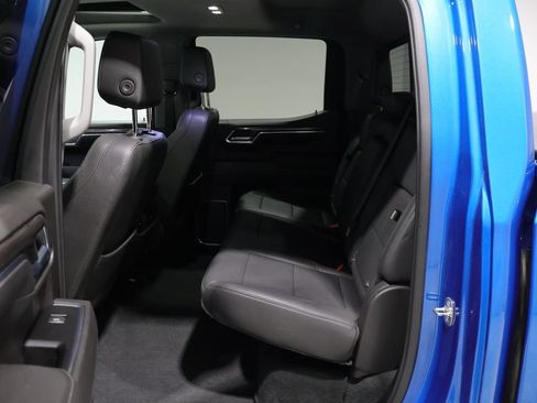 Used 2022 Chevrolet Silverado 1500 LTZ w/ LTZ Premium Package AWD/4WD image 21