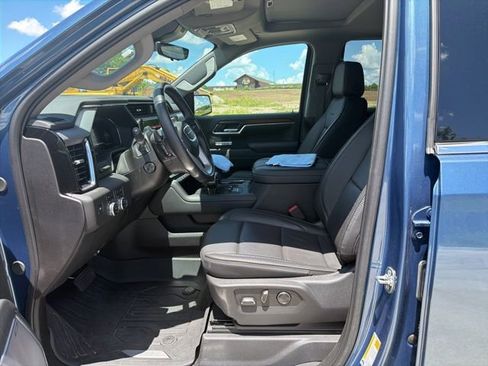 Used 2025 GMC Sierra 1500 Denali AWD/4WD image 10