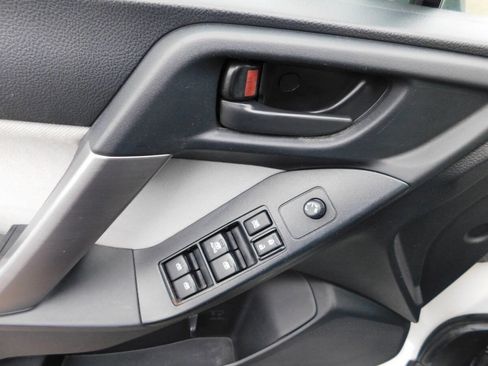 Used 2016 Subaru Forester 2.5i Premium w/ All-Weather Package image 19