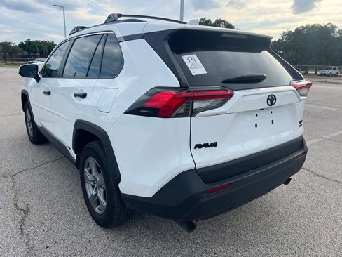 Used 2025 Toyota RAV4 XLE w/ Convenience Package AWD/4WD image 6