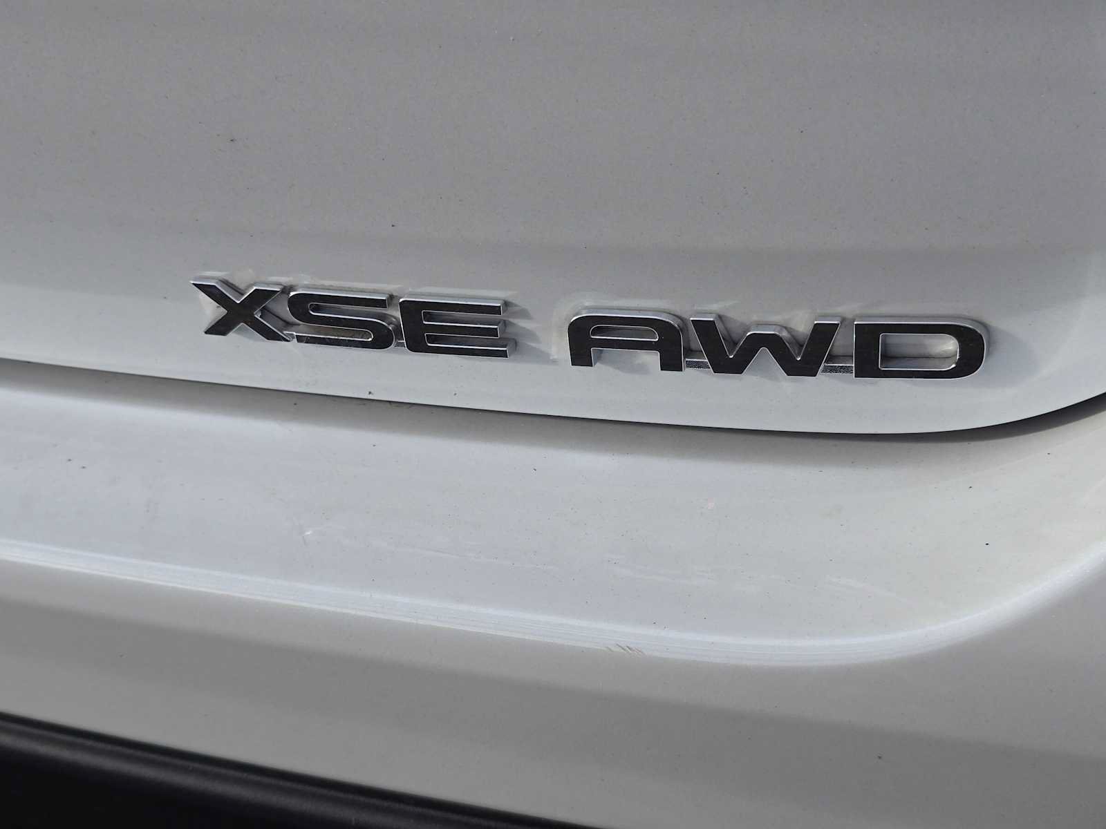 Certified 2025 Toyota Highlander XSE AWD/4WD image 5