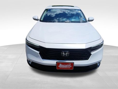 Used 2024 Honda Accord EX image 8